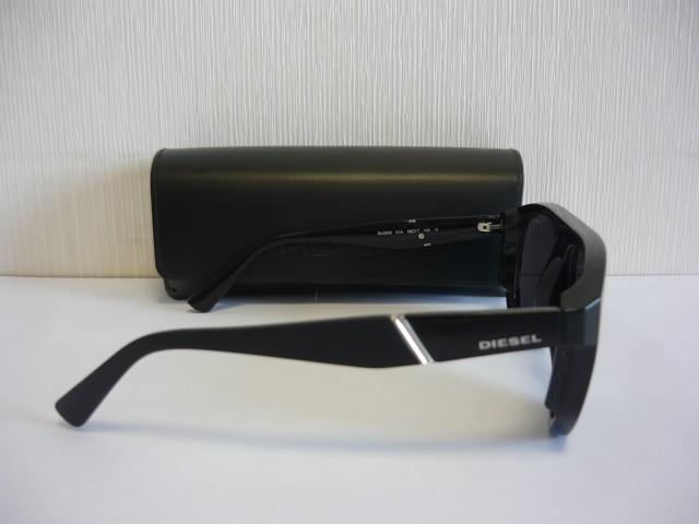 Diesel Sunglasses DL0255 01A 56